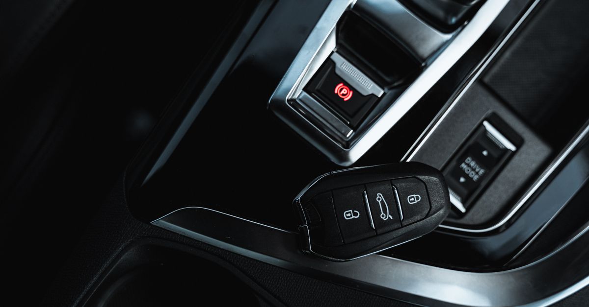 Chevrolet car key fob — First Locksmiths