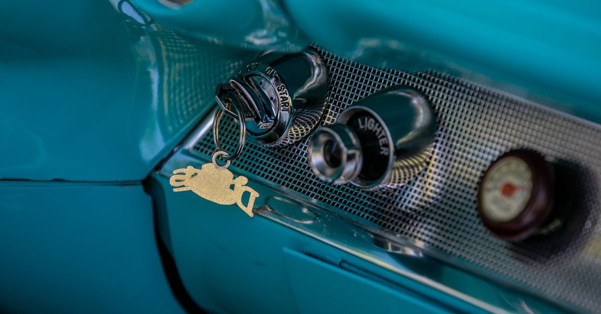 Is It Cheaper to Use a Locksmith or the Dealer for Car Keys? — First Locksmiths