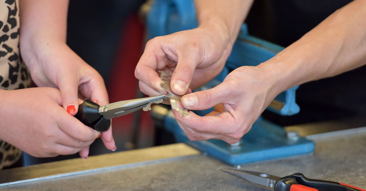 locksmith tools keys — First Locksmiths