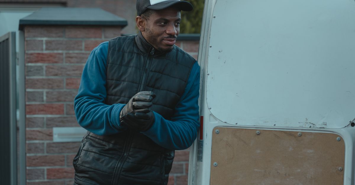 locksmith service technician — First Locksmiths